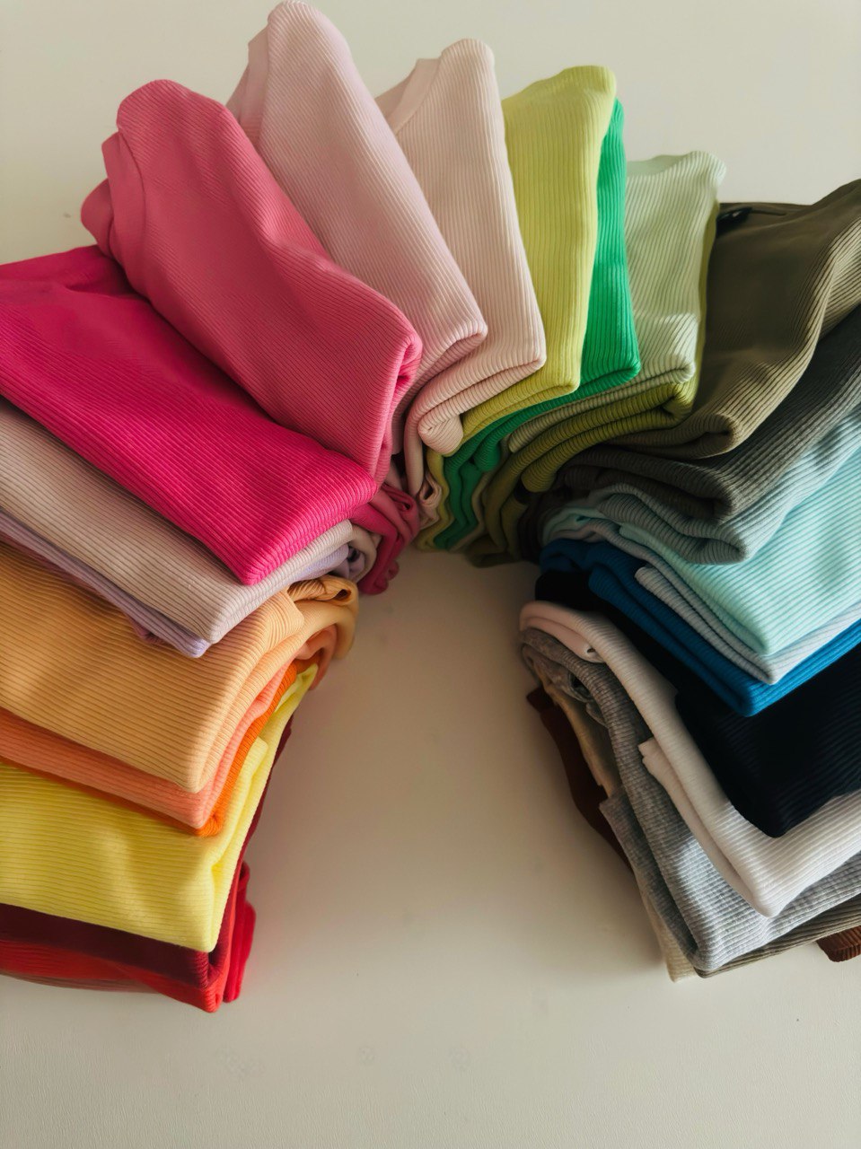 کراپ تیشرت بیسیک ۲