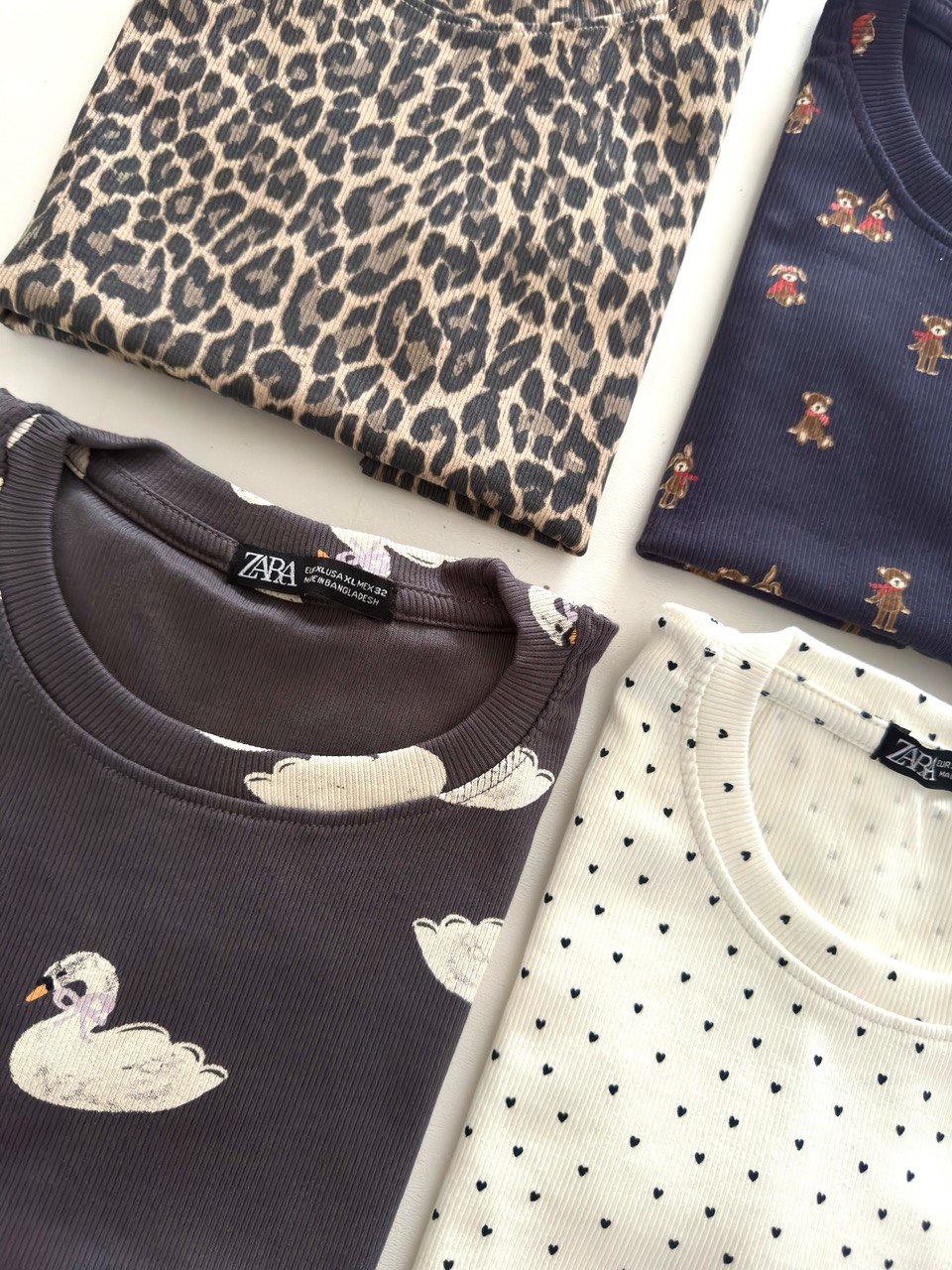 کراپ تیشرت لبه چین ۷